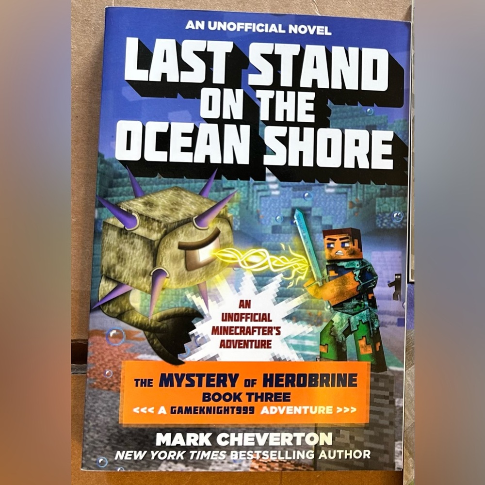 ✨✨Minecraft Adventure Book Set✨✨ - Picture 4 of 5